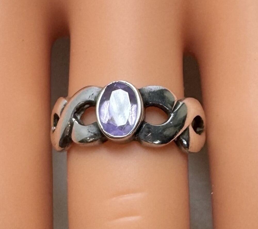925 Sterling Silver Amethyst Stone Ring Size 7.75